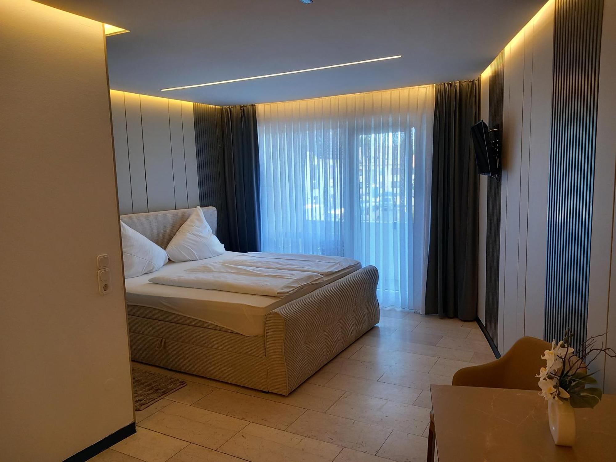 Hotel Hafez Bad Salzuflen Pokoj fotografie